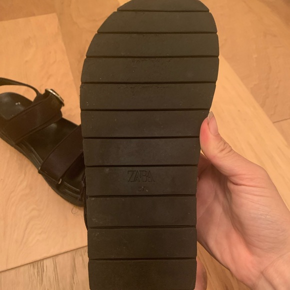 Zara Black Platform Sandels 7.5 - Picture 8 of 9